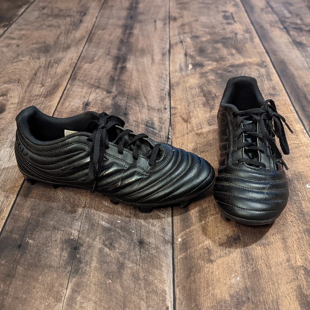 Adidas Men's Copa 20.4 Soccer Cleats, size 8
